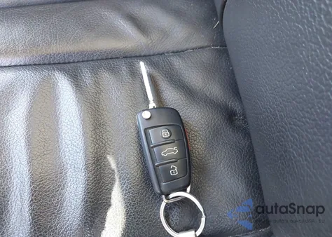 2013 Audi Q7 3.0T Premium z USA, uszkodzony, nr VIN WA1LGAFE5DD005771